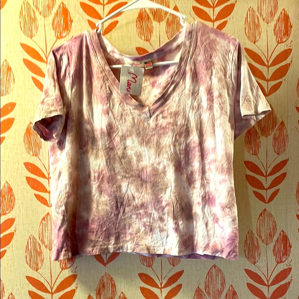 MARONIE Tee, size Large Pinky, purple Tie-dye!
Made in USA